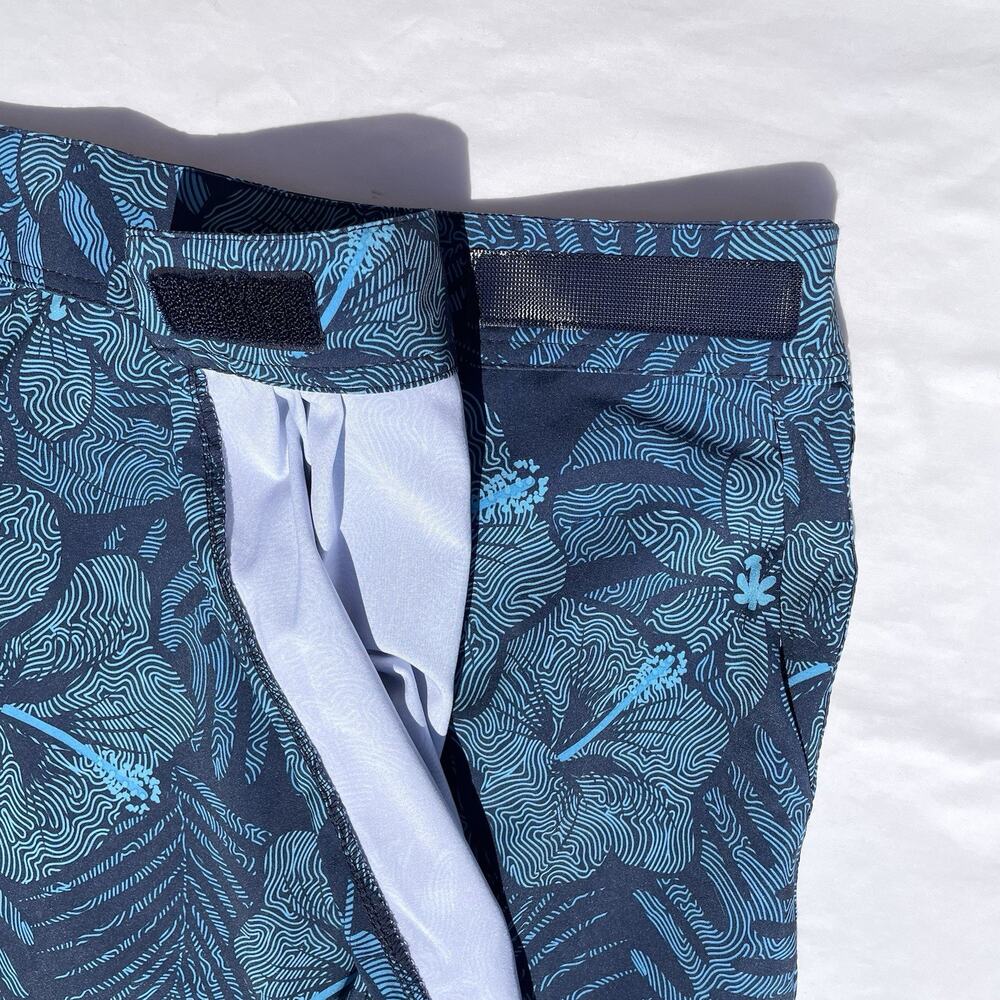Classic Navy Blue Floral Pencil Skirt - Picture 3 of 6